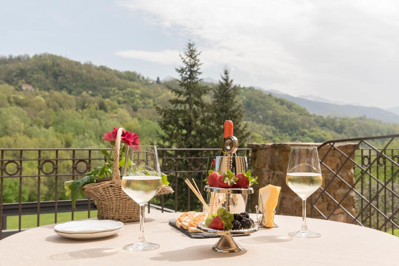 Ca Del Moro Resort & Spa Pontremoli Exteriör bild