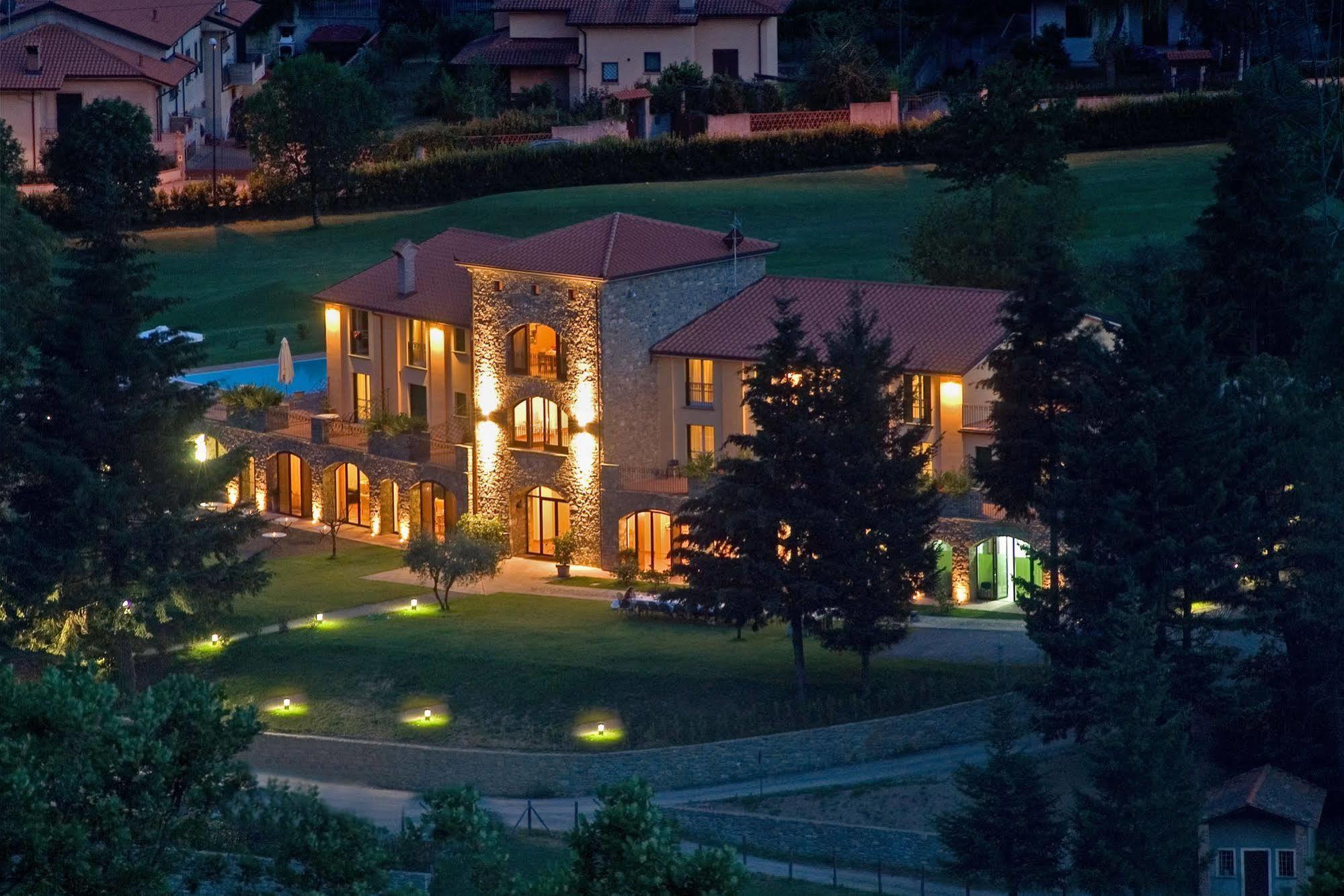 Ca Del Moro Resort & Spa Pontremoli Exteriör bild