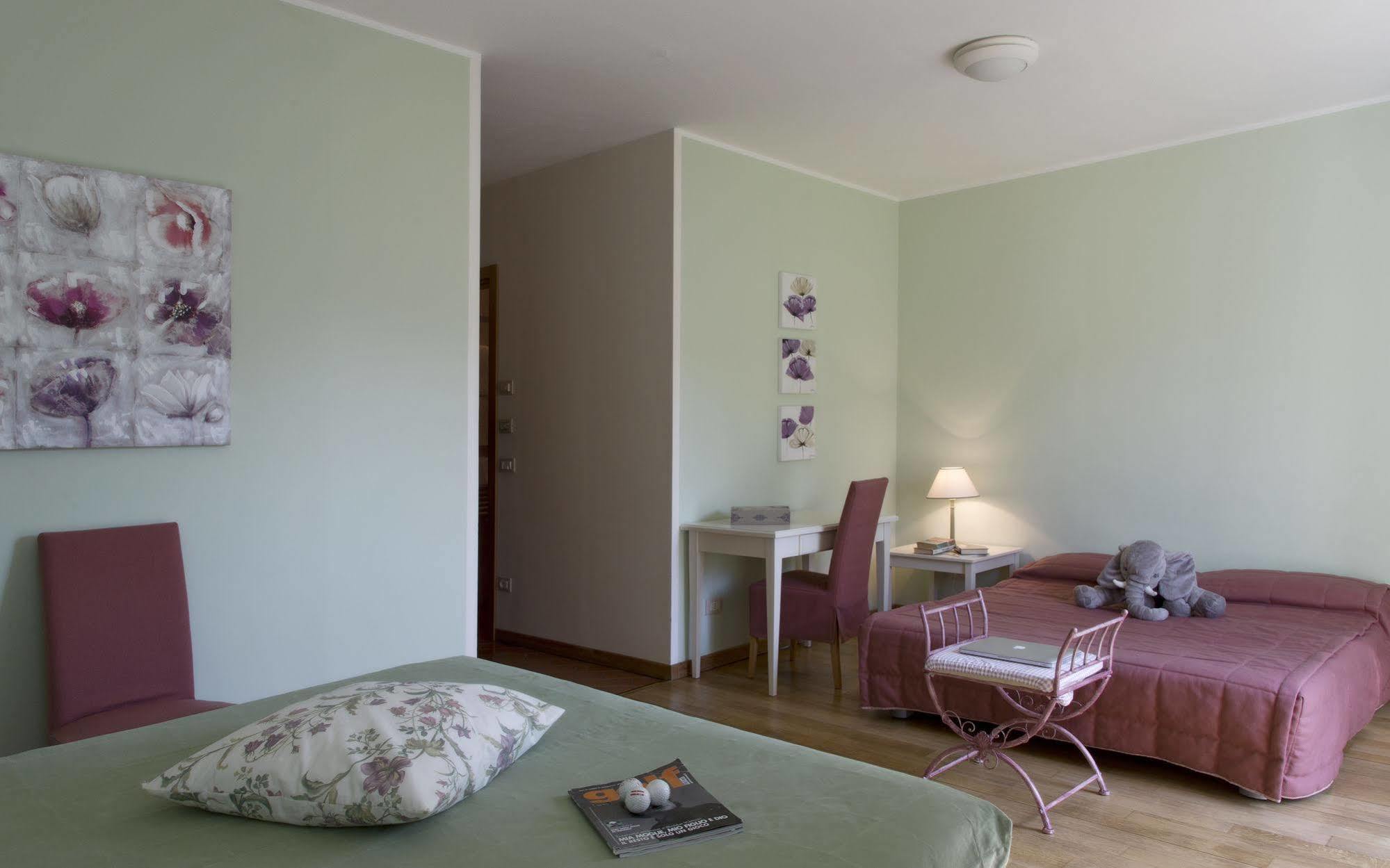 Ca Del Moro Resort & Spa Pontremoli Exteriör bild