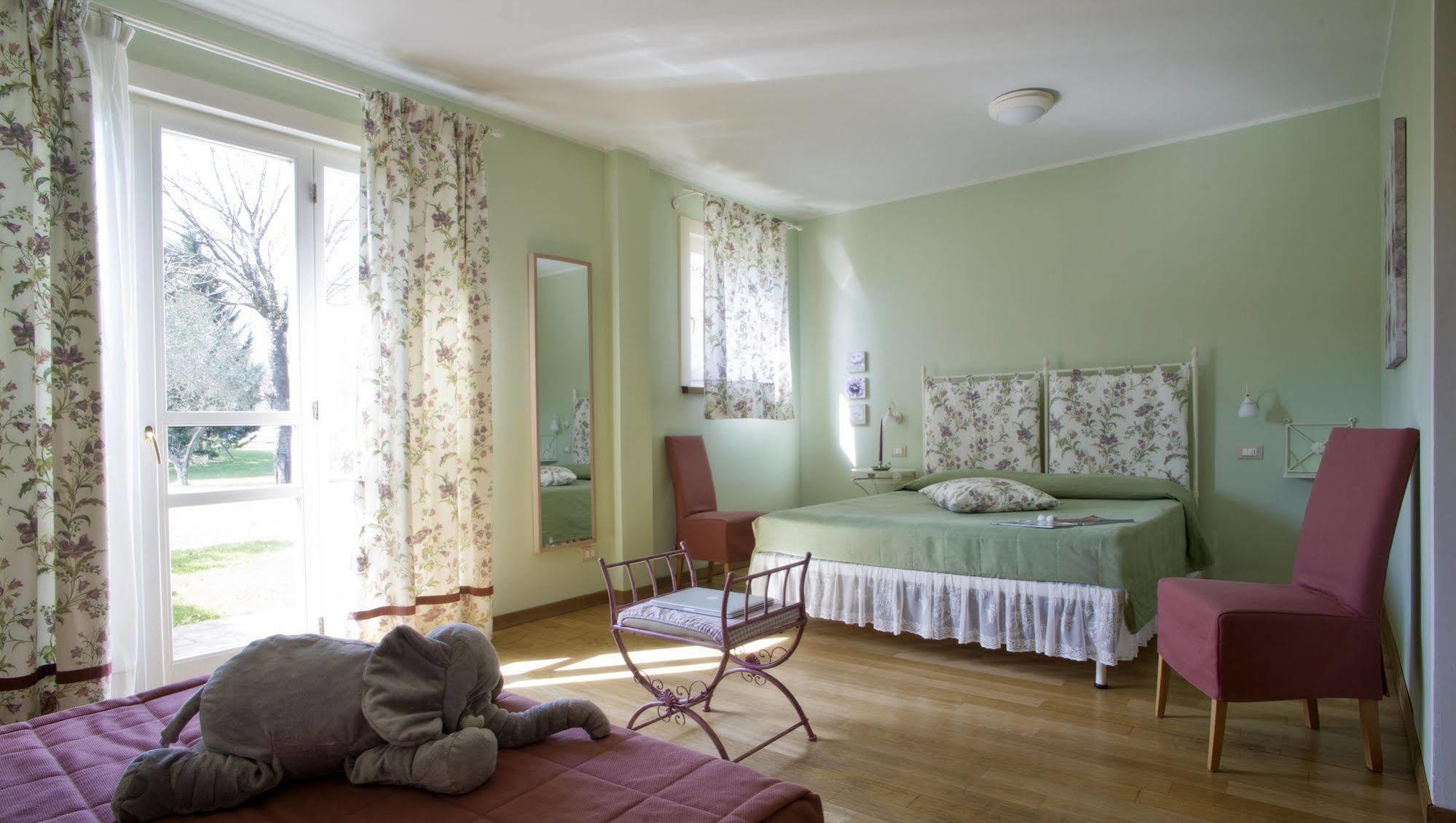 Ca Del Moro Resort & Spa Pontremoli Exteriör bild